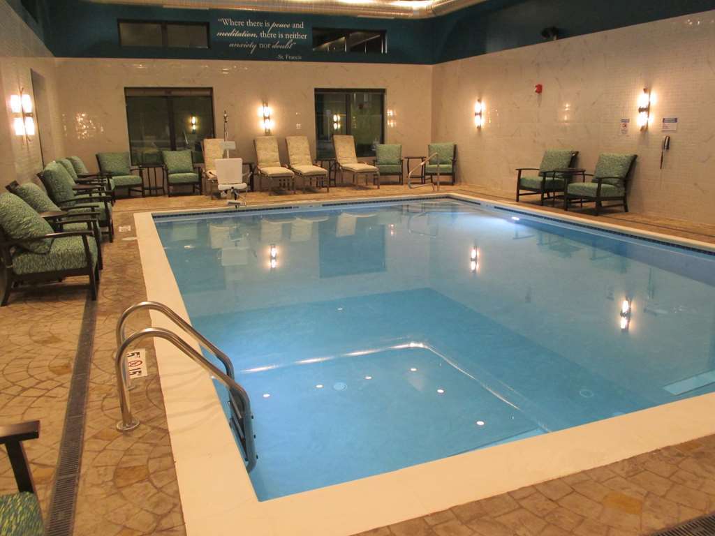 Best Western Plus Franciscan Square Inn & Suites Steubenville Fasilitas foto